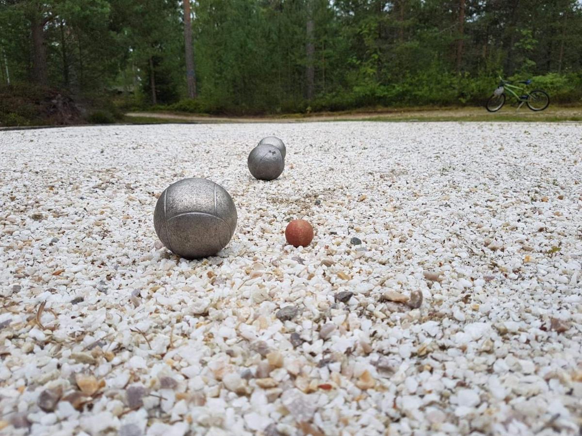 ホテル Rolfskaerrs Stugby Nygård エクステリア 写真