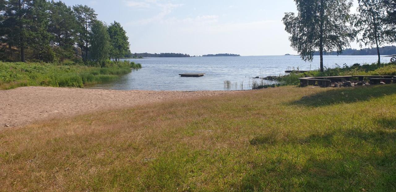 ホテル Rolfskaerrs Stugby Nygård エクステリア 写真