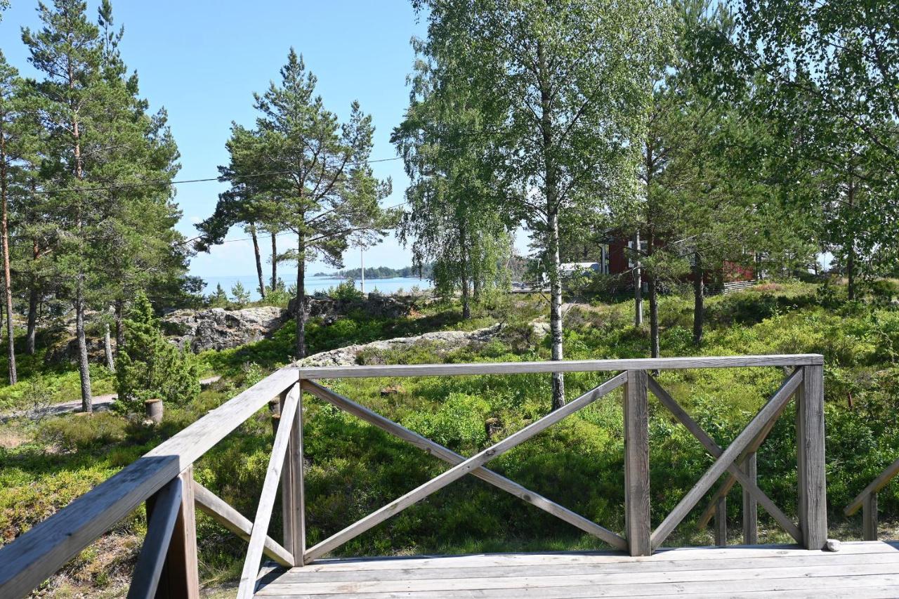 ホテル Rolfskaerrs Stugby Nygård エクステリア 写真